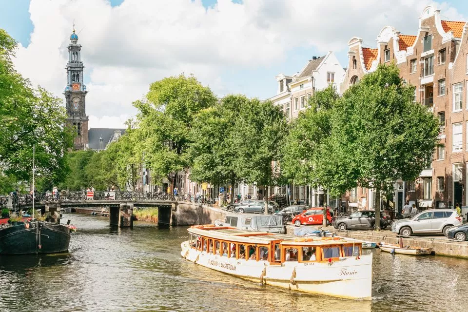 Amsterdam Classic Boat Cruise