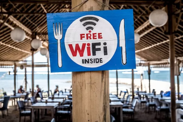 restaurant free wifi